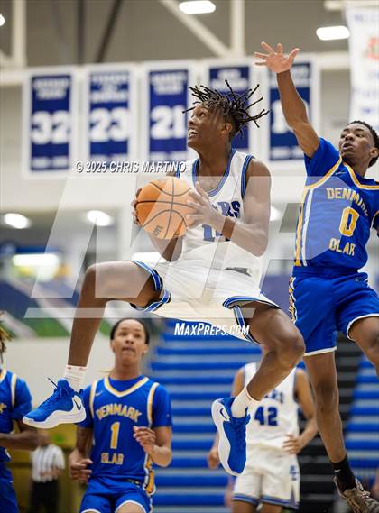 Thumbnail 3 in Burke County vs. Denmark-Olar (100 Black Men of Augusta Thanksgiving Classic) photogallery.