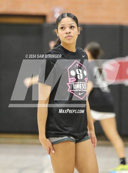Thumbnail 1 in St. Patrick-St. Vincent @ Carondelet (Ionescu Showcase) photogallery.