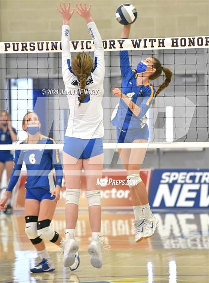 Thumbnail 3 in University Prep @ Exeter (CIF State D4 Final) photogallery.
