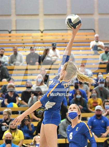 Thumbnail 3 in University Prep @ Exeter (CIF State D4 Final) photogallery.