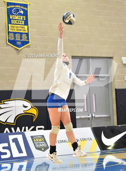Thumbnail 3 in University Prep @ Exeter (CIF State D4 Final) photogallery.