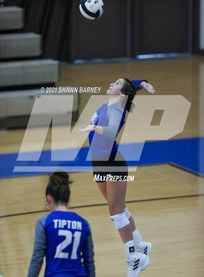 Thumbnail 2 in Sheridan @ Tipton photogallery.