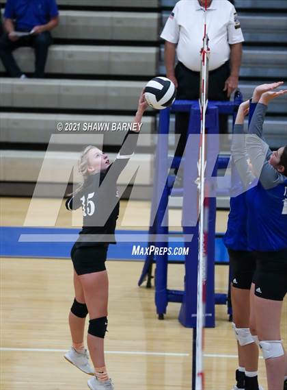 Thumbnail 3 in Sheridan @ Tipton photogallery.