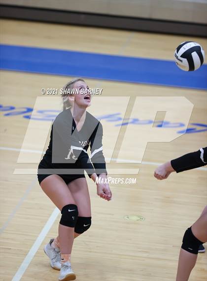 Thumbnail 3 in Sheridan @ Tipton photogallery.