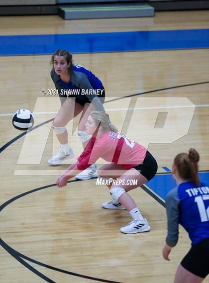 Thumbnail 1 in Sheridan @ Tipton photogallery.