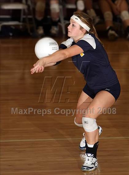Thumbnail 1 in Robert Lee vs. Stony Point (Nike Volleyball Classic) photogallery.