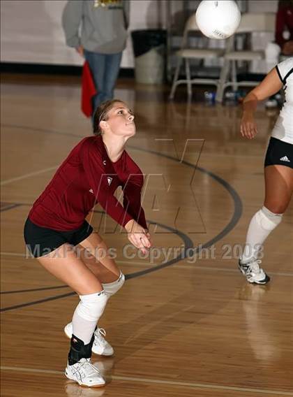Thumbnail 1 in Robert Lee vs. Stony Point (Nike Volleyball Classic) photogallery.
