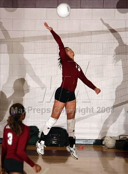 Thumbnail 2 in Robert Lee vs. Stony Point (Nike Volleyball Classic) photogallery.