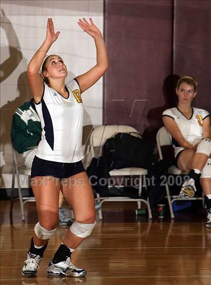 Thumbnail 2 in Robert Lee vs. Stony Point (Nike Volleyball Classic) photogallery.