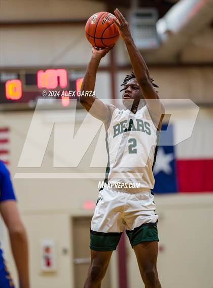 Thumbnail 1 in Brentwood Christian vs. Alamo Heights photogallery.