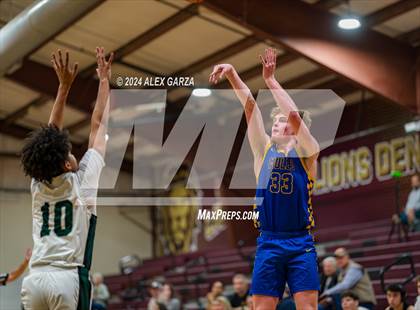 Thumbnail 3 in Brentwood Christian vs. Alamo Heights photogallery.