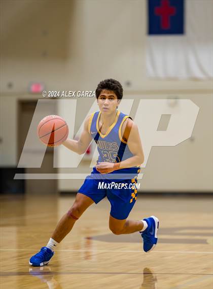 Thumbnail 1 in Brentwood Christian vs. Alamo Heights photogallery.