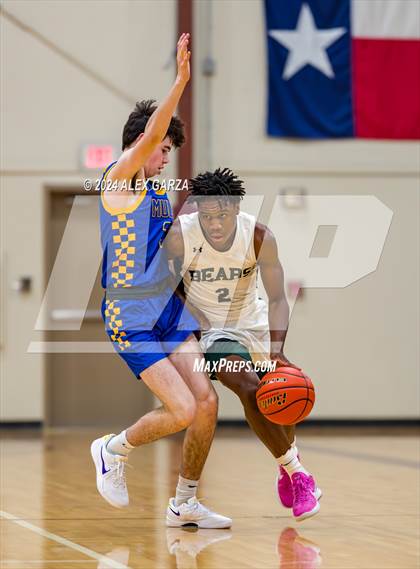 Thumbnail 2 in Brentwood Christian vs. Alamo Heights photogallery.