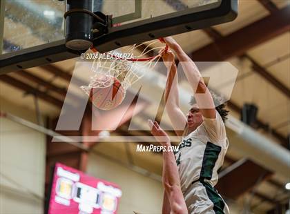 Thumbnail 2 in Brentwood Christian vs. Alamo Heights photogallery.