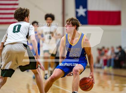 Thumbnail 2 in Brentwood Christian vs. Alamo Heights photogallery.