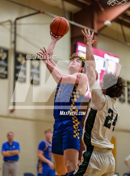 Thumbnail 2 in Brentwood Christian vs. Alamo Heights photogallery.