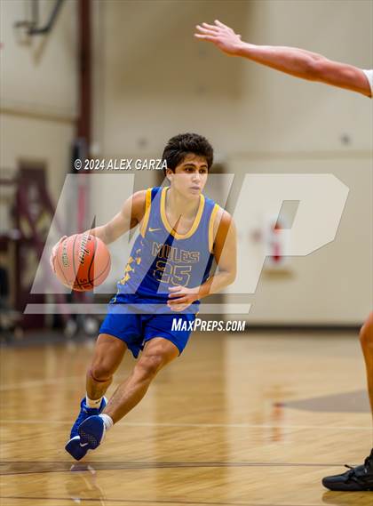Thumbnail 3 in Brentwood Christian vs. Alamo Heights photogallery.