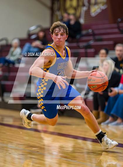 Thumbnail 1 in Brentwood Christian vs. Alamo Heights photogallery.