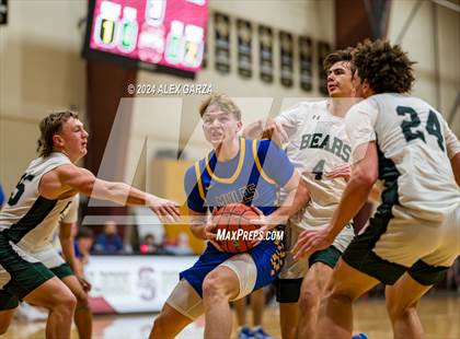 Thumbnail 2 in Brentwood Christian vs. Alamo Heights photogallery.