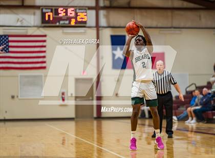 Thumbnail 3 in Brentwood Christian vs. Alamo Heights photogallery.