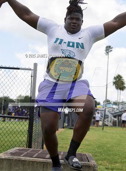 Thumbnail 2 in Big Man Challenge Awards Columbia (Jaguars Prep Nike 11-On 7v7) photogallery.