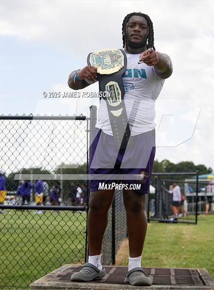 Thumbnail 1 in Big Man Challenge Awards Columbia (Jaguars Prep Nike 11-On 7v7) photogallery.