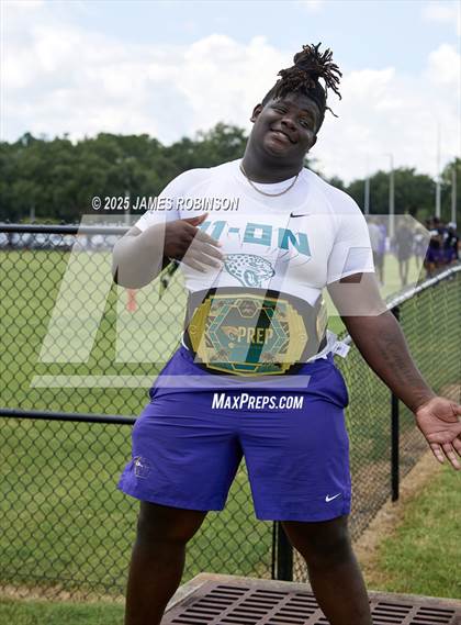 Thumbnail 2 in Big Man Challenge Awards Columbia (Jaguars Prep Nike 11-On 7v7) photogallery.