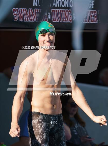 Thumbnail 2 in CIF-SS Division 2 Finals photogallery.