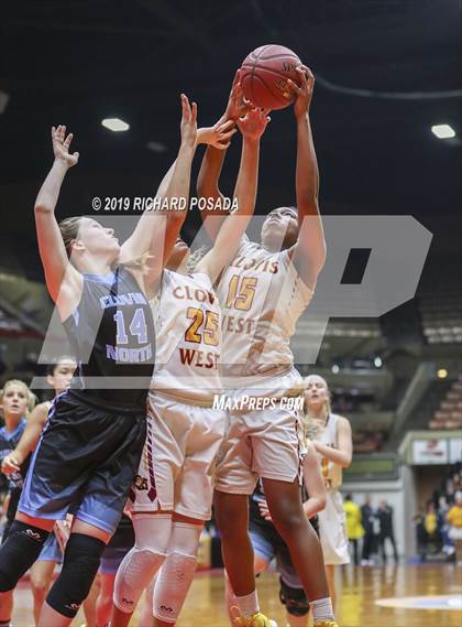 Thumbnail 3 in Clovis West vs. Clovis North (CIF CS DI Final) photogallery.