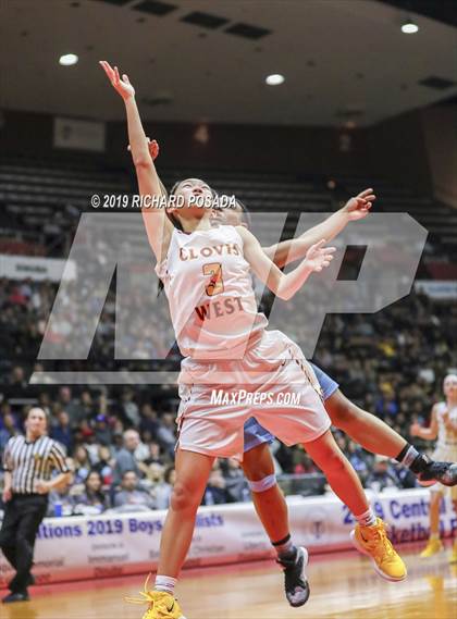 Thumbnail 3 in Clovis West vs. Clovis North (CIF CS DI Final) photogallery.