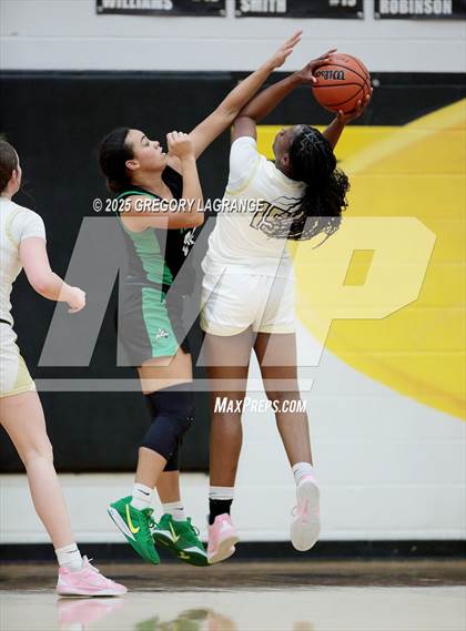 Thumbnail 1 in Azle vs Fossil Ridge photogallery.