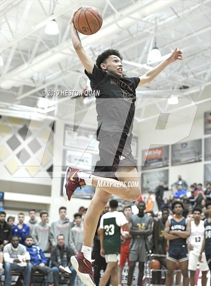 Thumbnail 3 in Rancho Mirage Holiday Invitational Slam Dunk Contest photogallery.