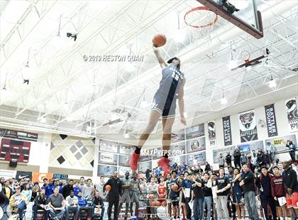 Thumbnail 2 in Rancho Mirage Holiday Invitational Slam Dunk Contest photogallery.