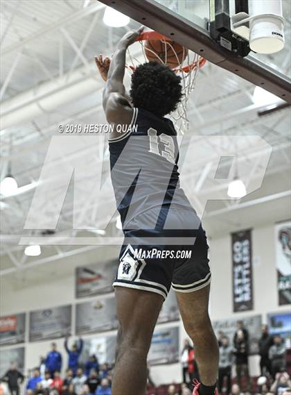 Thumbnail 2 in Rancho Mirage Holiday Invitational Slam Dunk Contest photogallery.