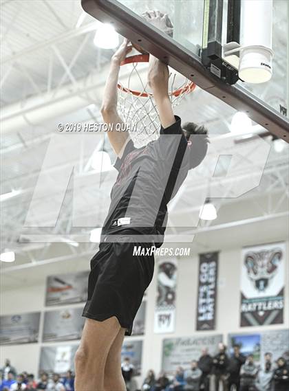Thumbnail 2 in Rancho Mirage Holiday Invitational Slam Dunk Contest photogallery.