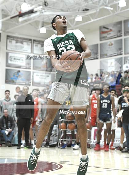 Thumbnail 1 in Rancho Mirage Holiday Invitational Slam Dunk Contest photogallery.