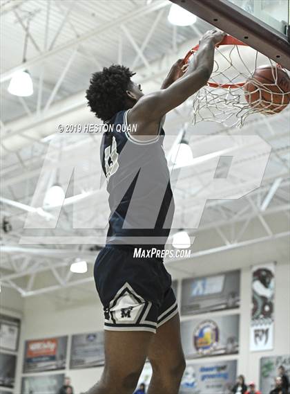 Thumbnail 1 in Rancho Mirage Holiday Invitational Slam Dunk Contest photogallery.