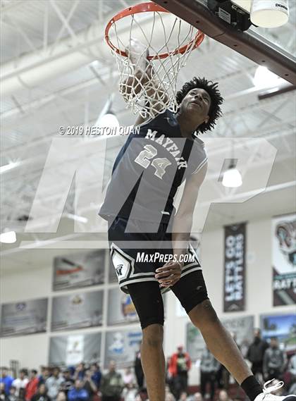 Thumbnail 2 in Rancho Mirage Holiday Invitational Slam Dunk Contest photogallery.
