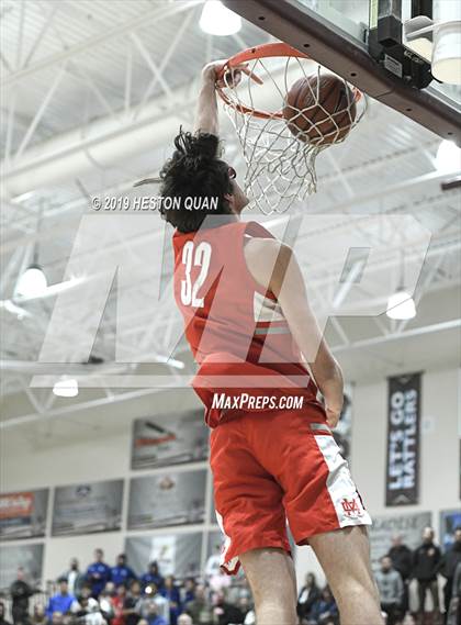 Thumbnail 1 in Rancho Mirage Holiday Invitational Slam Dunk Contest photogallery.