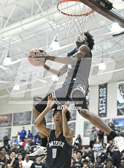 Thumbnail 3 in Rancho Mirage Holiday Invitational Slam Dunk Contest photogallery.