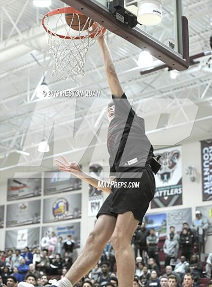 Thumbnail 2 in Rancho Mirage Holiday Invitational Slam Dunk Contest photogallery.