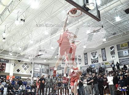 Thumbnail 3 in Rancho Mirage Holiday Invitational Slam Dunk Contest photogallery.