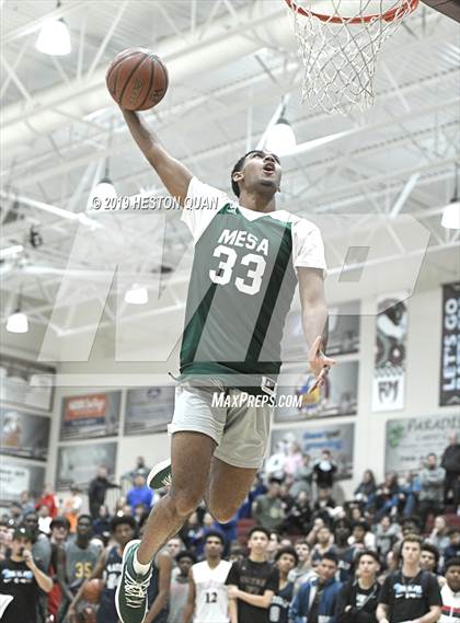 Thumbnail 2 in Rancho Mirage Holiday Invitational Slam Dunk Contest photogallery.