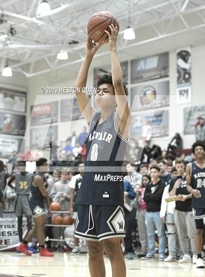 Thumbnail 1 in Rancho Mirage Holiday Invitational Slam Dunk Contest photogallery.