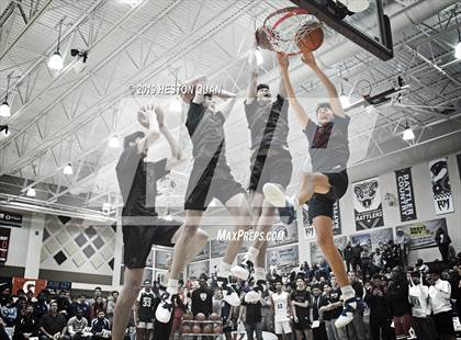 Thumbnail 2 in Rancho Mirage Holiday Invitational Slam Dunk Contest photogallery.