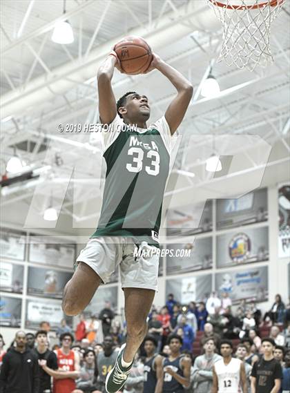 Thumbnail 1 in Rancho Mirage Holiday Invitational Slam Dunk Contest photogallery.