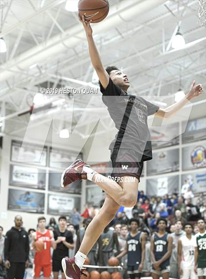 Thumbnail 3 in Rancho Mirage Holiday Invitational Slam Dunk Contest photogallery.
