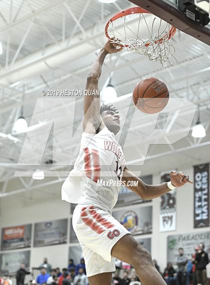 Thumbnail 2 in Rancho Mirage Holiday Invitational Slam Dunk Contest photogallery.