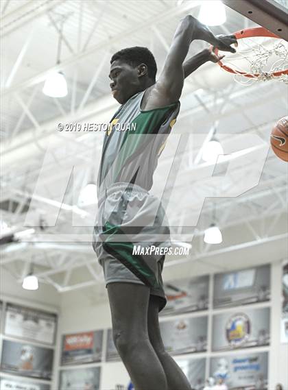 Thumbnail 2 in Rancho Mirage Holiday Invitational Slam Dunk Contest photogallery.