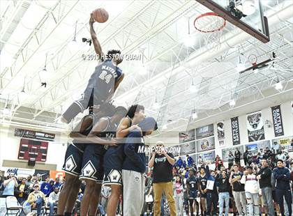 Thumbnail 3 in Rancho Mirage Holiday Invitational Slam Dunk Contest photogallery.